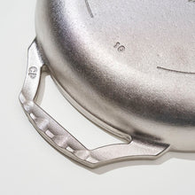 画像をギャラリービューアに読み込む, GRIZZLY 10" Cast Iron Casserole