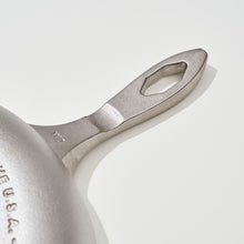 画像をギャラリービューアに読み込む, GRIZZLY 10" Cast Iron Skillet