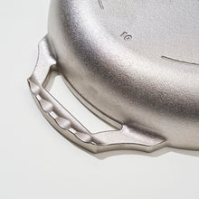 画像をギャラリービューアに読み込む, GRIZZLY 10" Cast Iron Skillet