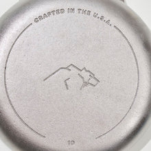 画像をギャラリービューアに読み込む, GRIZZLY 10" Cast Iron Skillet